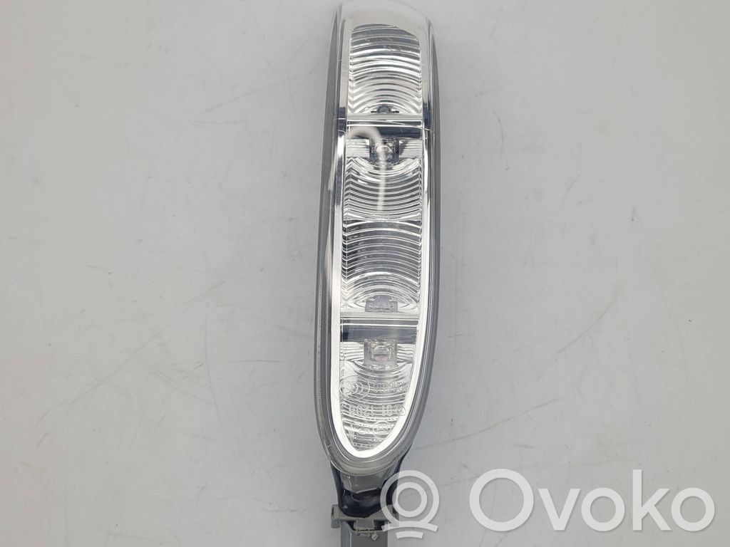 Mercedes-Benz CLK A209 C209 Lampa przednia 