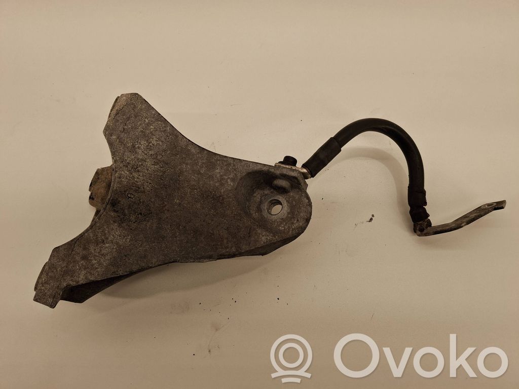 Engine mounting bracket   7L6199308D,00097JVV