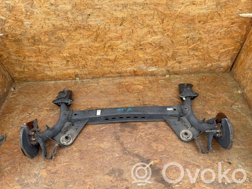Volkswagen Golf VII Eje trasero con reductor 