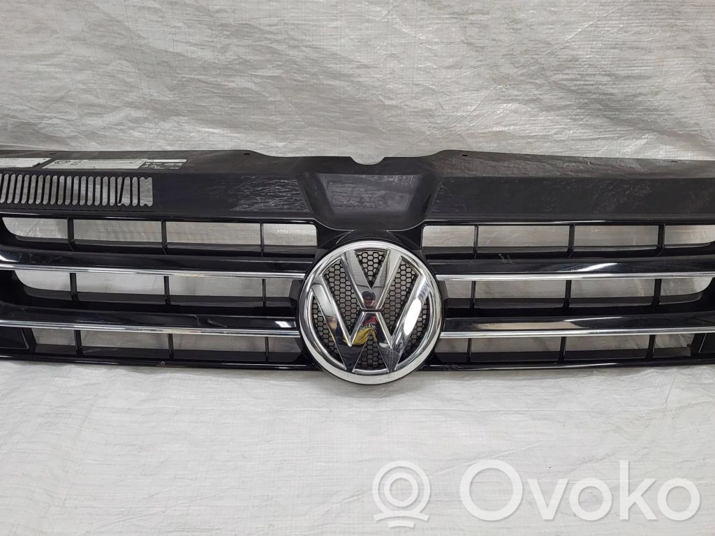 Volkswagen Multivan T6 Etusäleikkö 