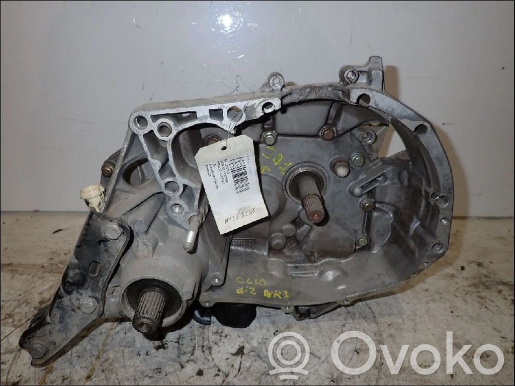Renault Clio I Manual 5 speed gearbox 