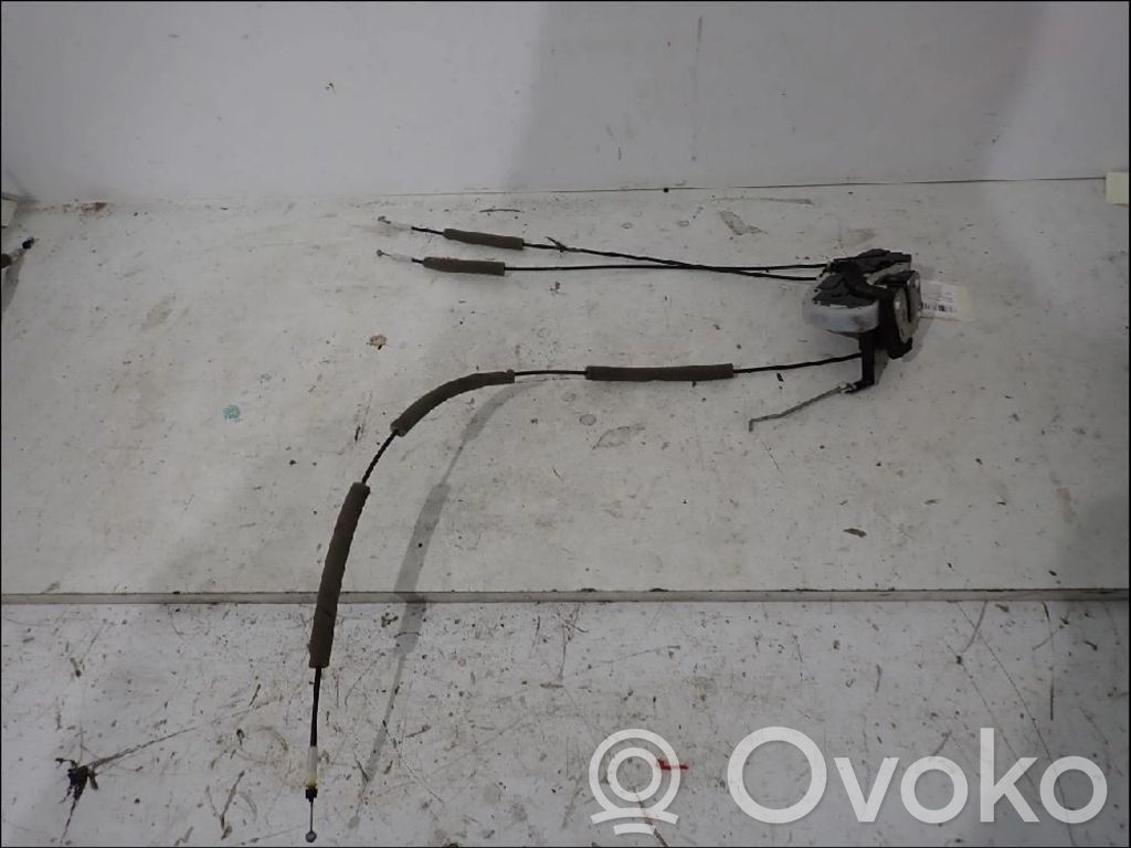Nissan Juke I F15 Zamek drzwi przednich 