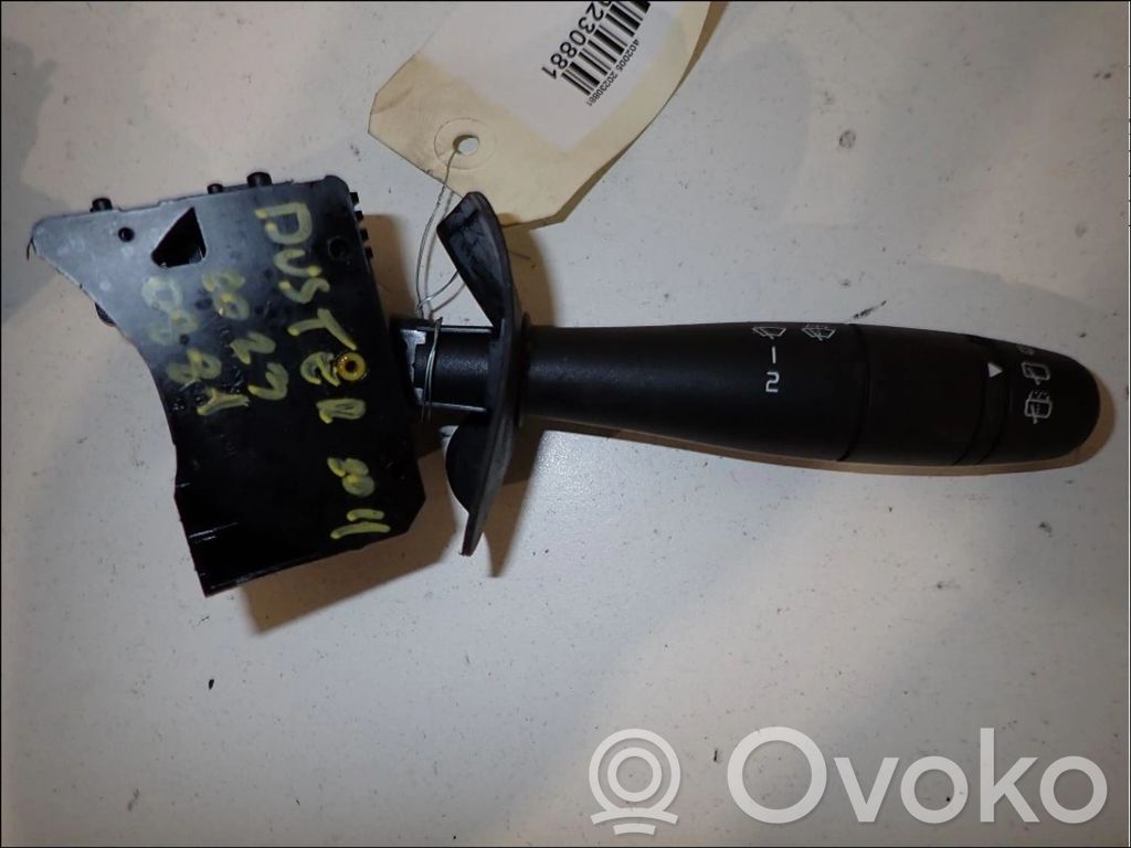 Dacia Duster Wiper control stalk 