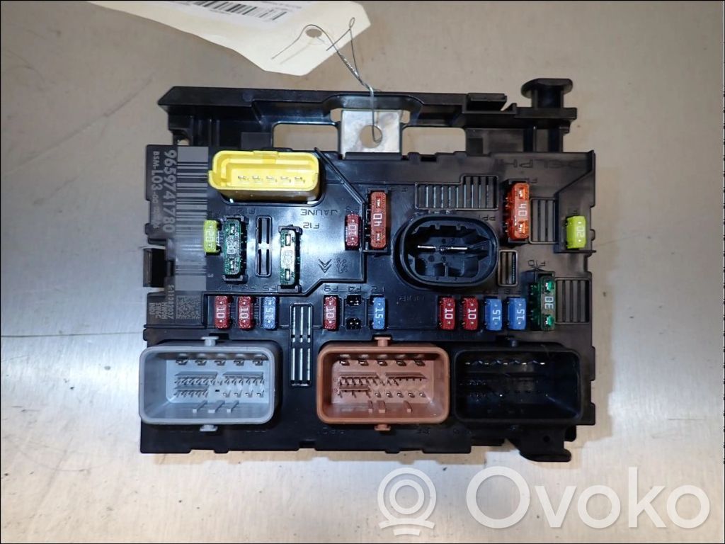 Citroen C2 Fuse module 