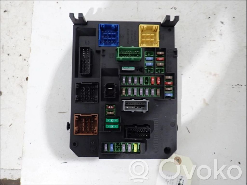 Citroen C4 II Módulo de fusible 