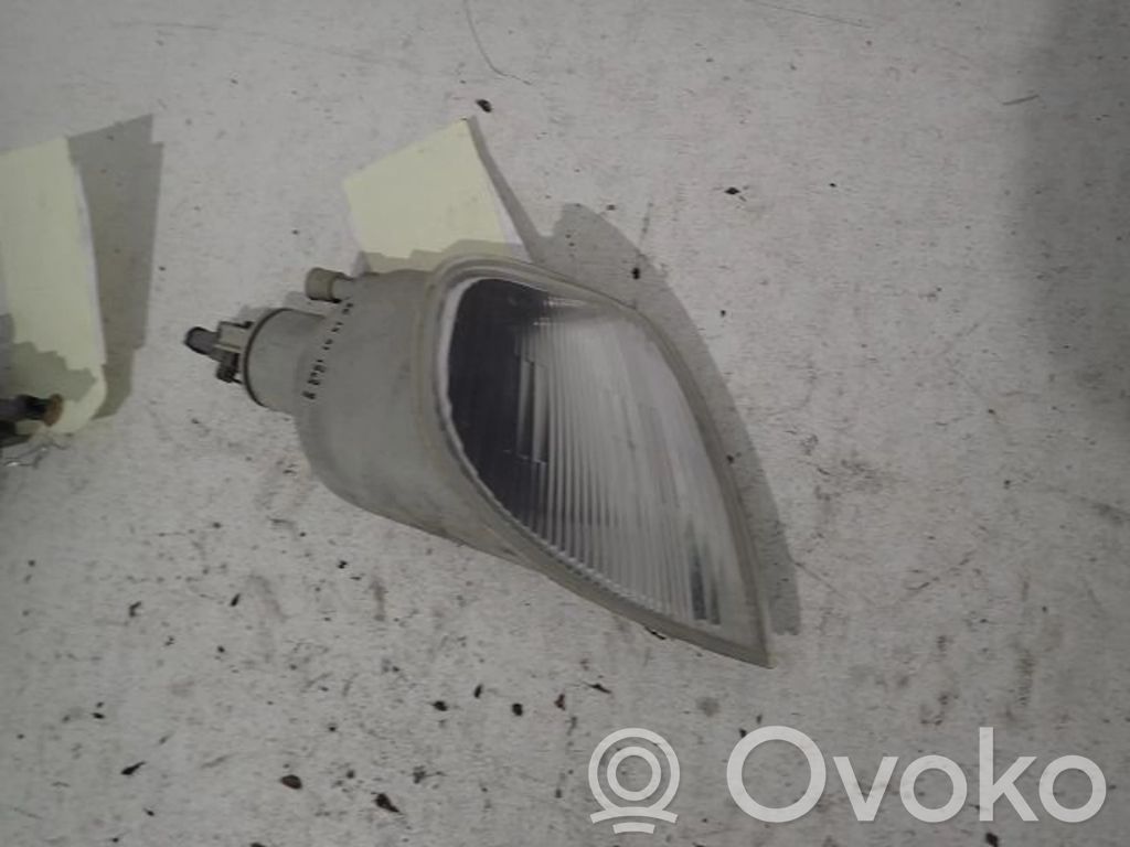 Citroen Saxo Front indicator light 