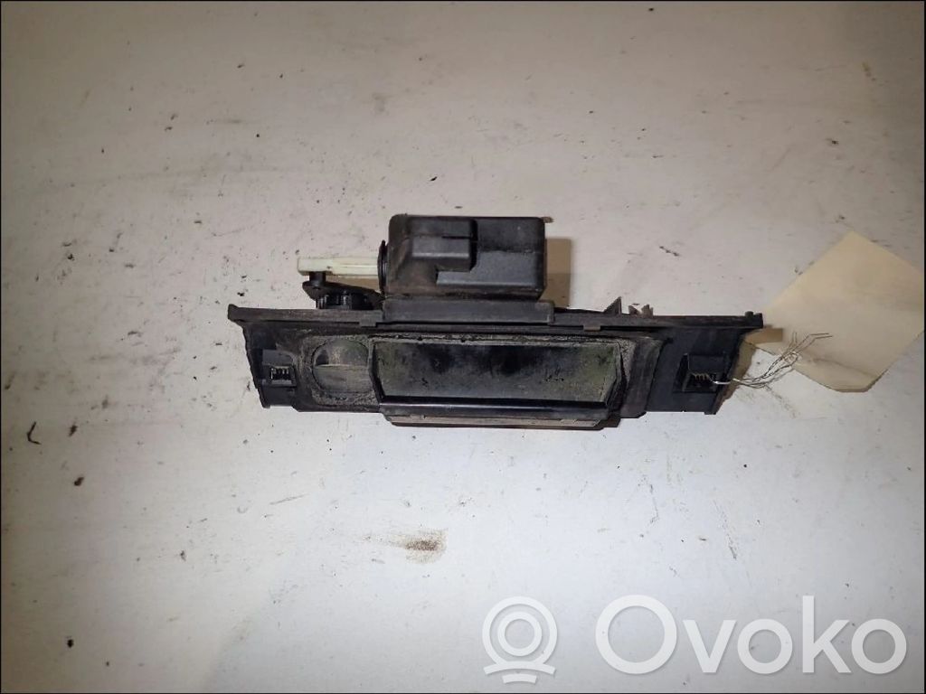 Peugeot 206 Siłownik zamka tylnej klapy bagażnika 