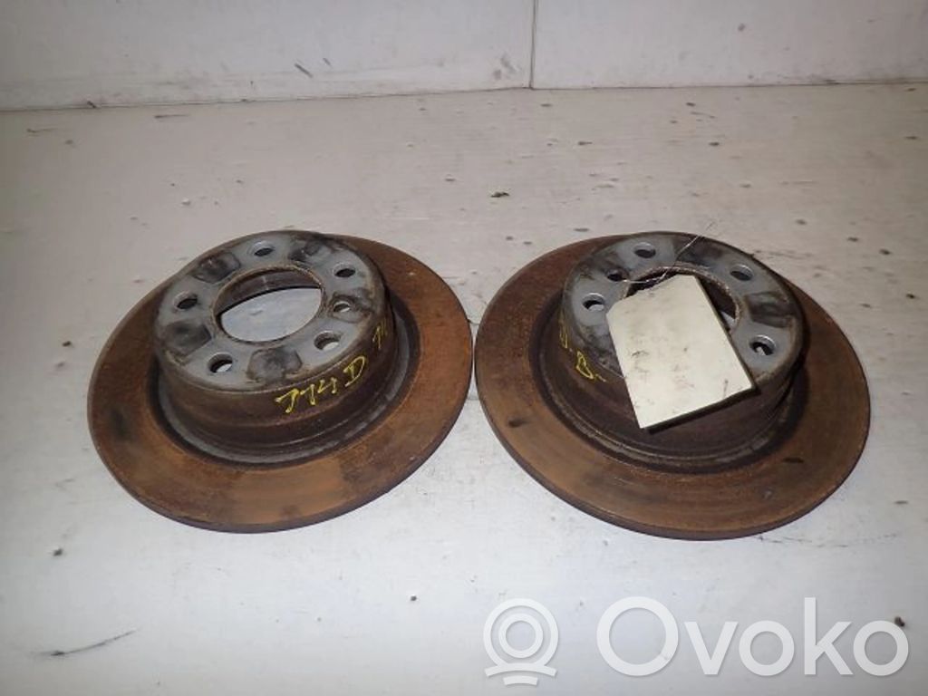 BMW 1 F20 F21 Tarcza hamulca tylnego 