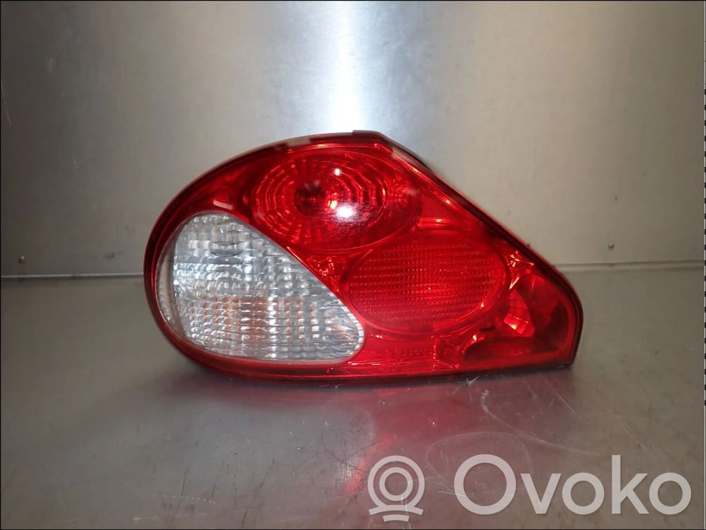 Jaguar X-Type Rear/tail lights 