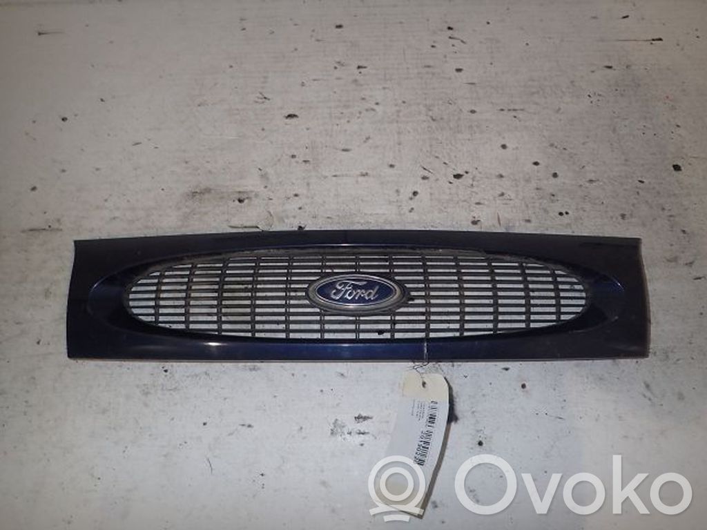 Ford Fiesta Front bumper upper radiator grill 