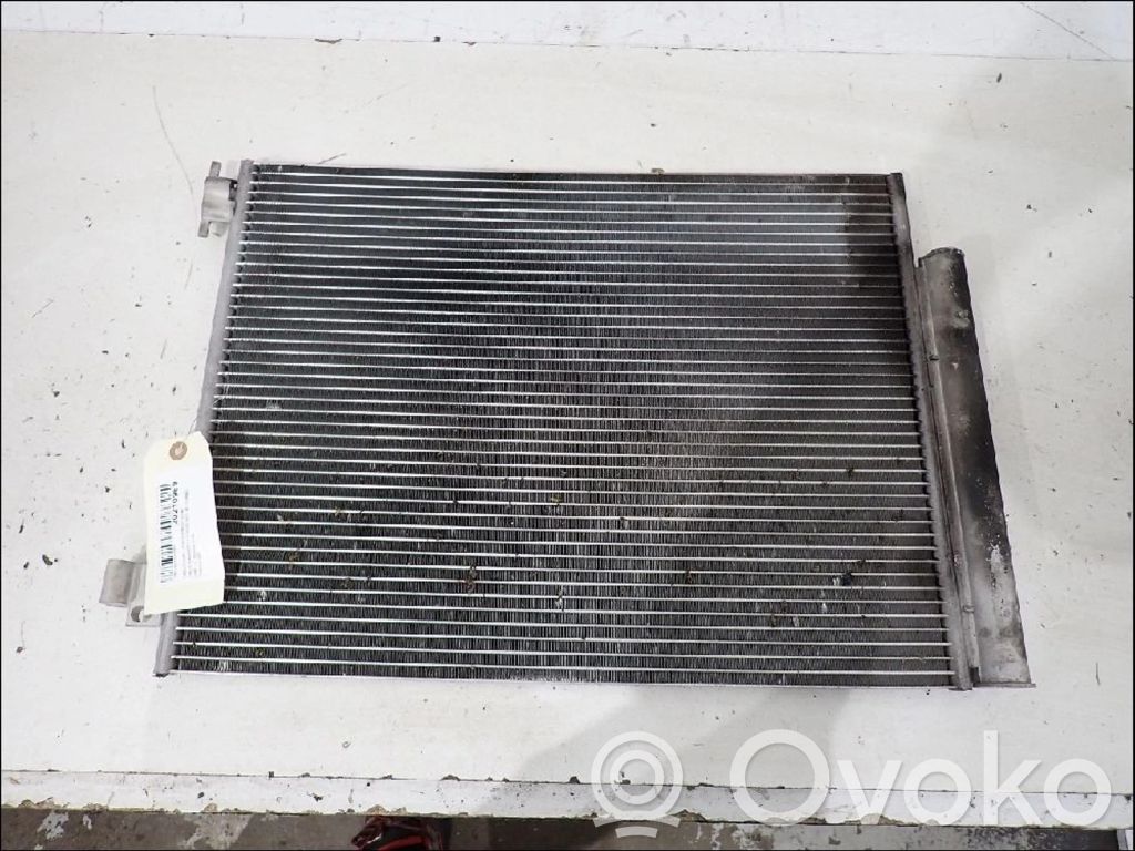 Dacia Sandero Gaisa kondicioniera dzeses radiators 