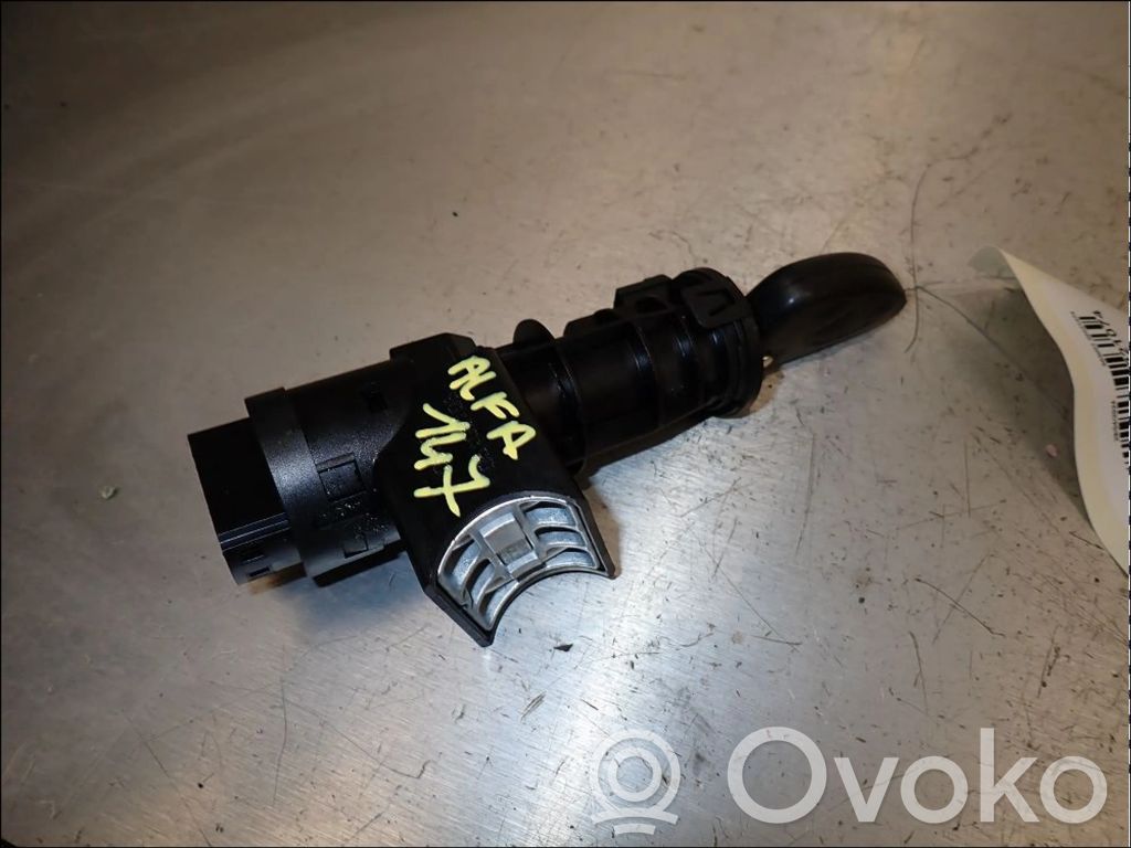 Alfa Romeo 147 Steering wheel lock 