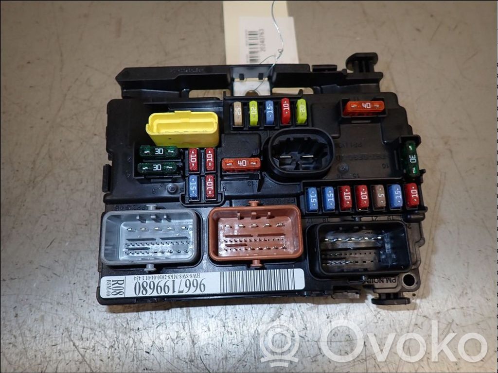 Módulo de fusible   654588