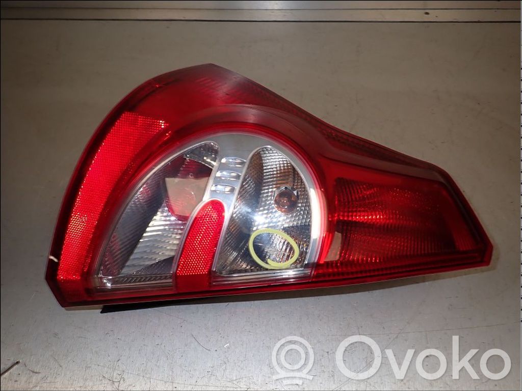 Dacia Sandero Lampa tylna 