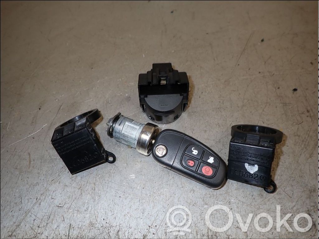 Jaguar X-Type Steering wheel lock 