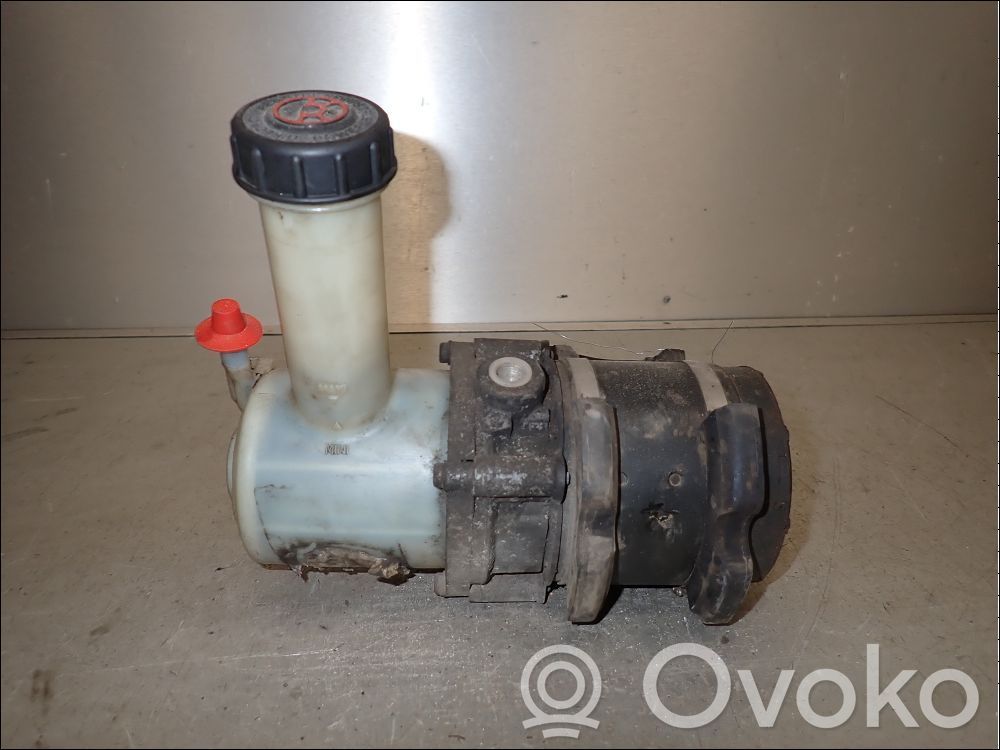Citroen Saxo Ohjaustehostimen pumppu 