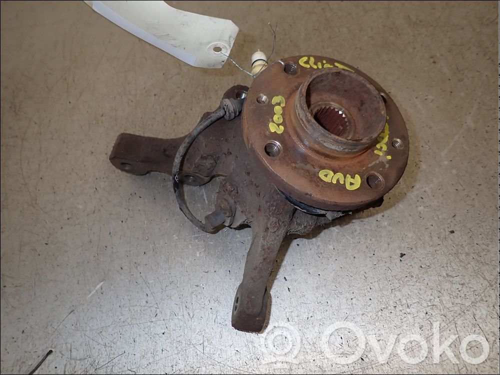 Renault Clio II Mozzo ruota anteriore 