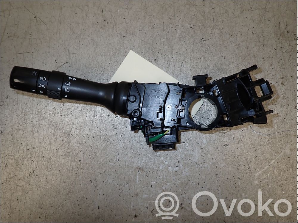 Toyota Yaris Palanca de intermitentes 
