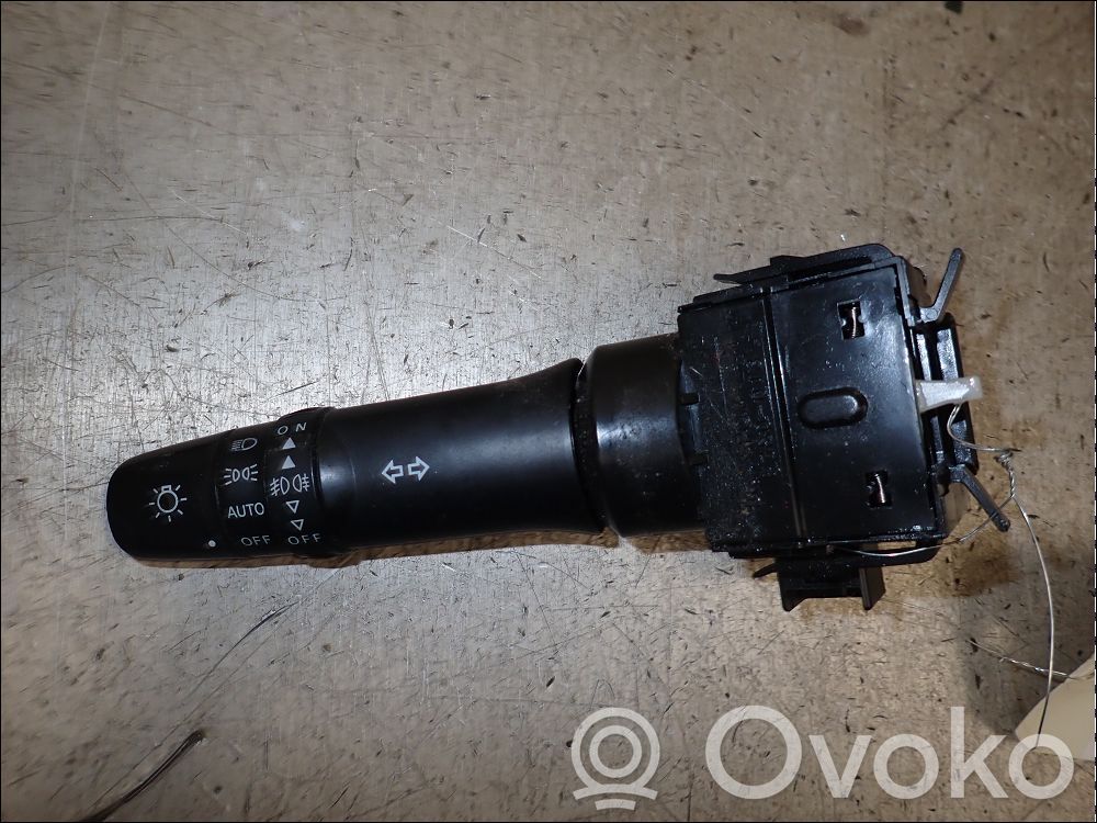 Citroen C-Crosser Indicator stalk 