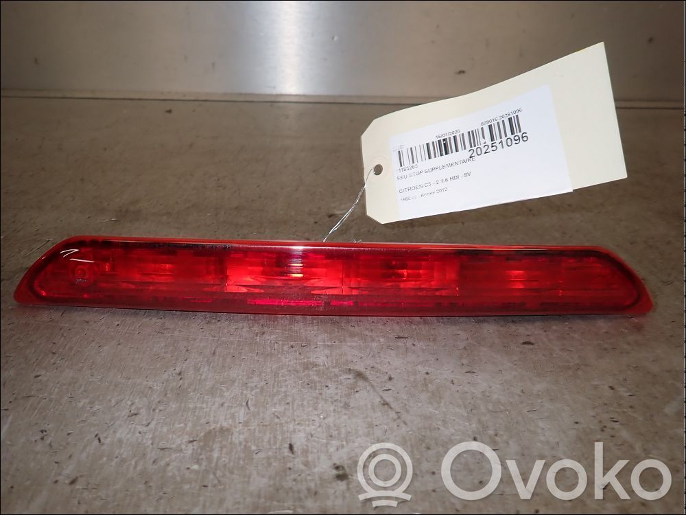 Citroen C3 Third/center stoplight 