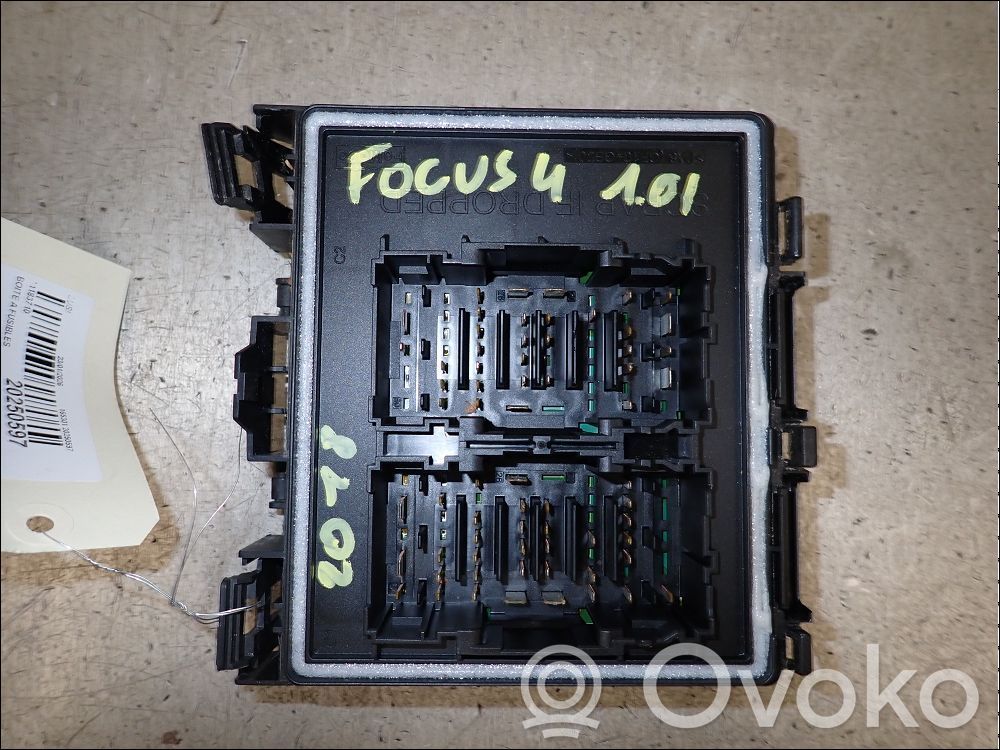 Ford Focus Fuse module 