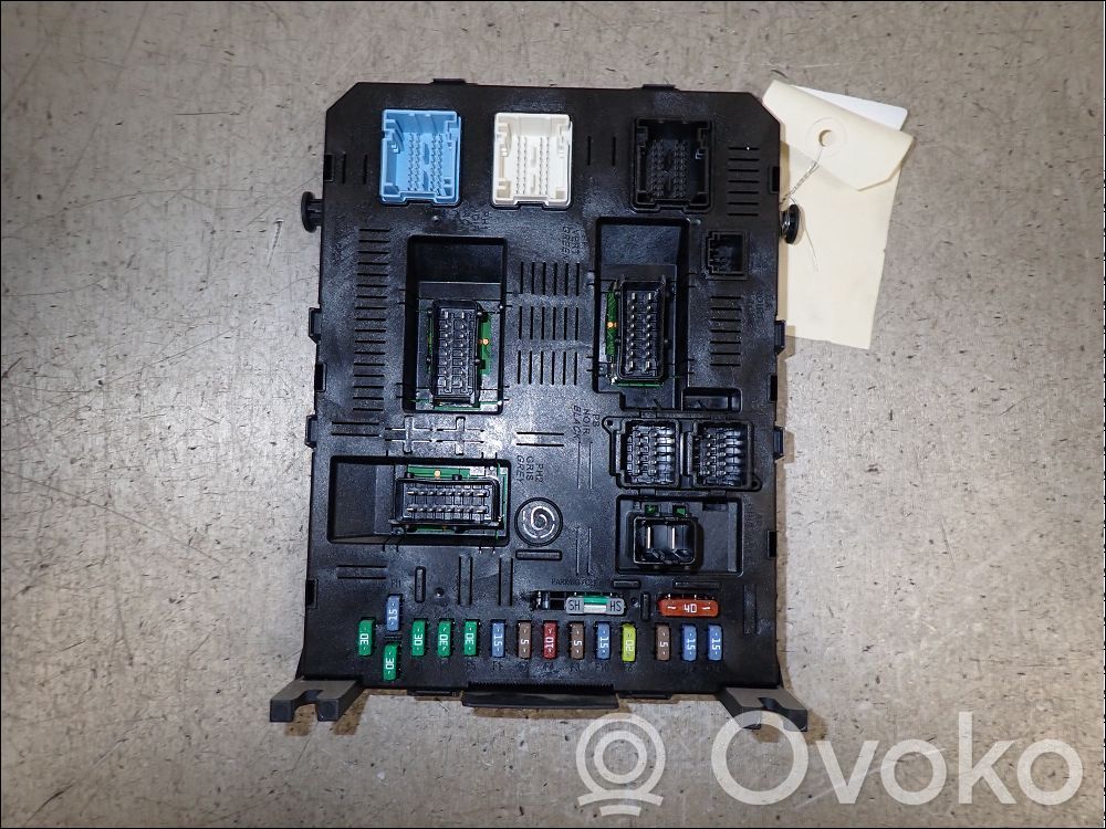 Peugeot 307 Fuse module 