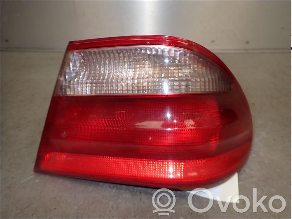 Mercedes-Benz E W210 Takavalot 