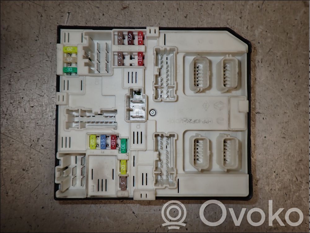 Renault Master III Fuse module 