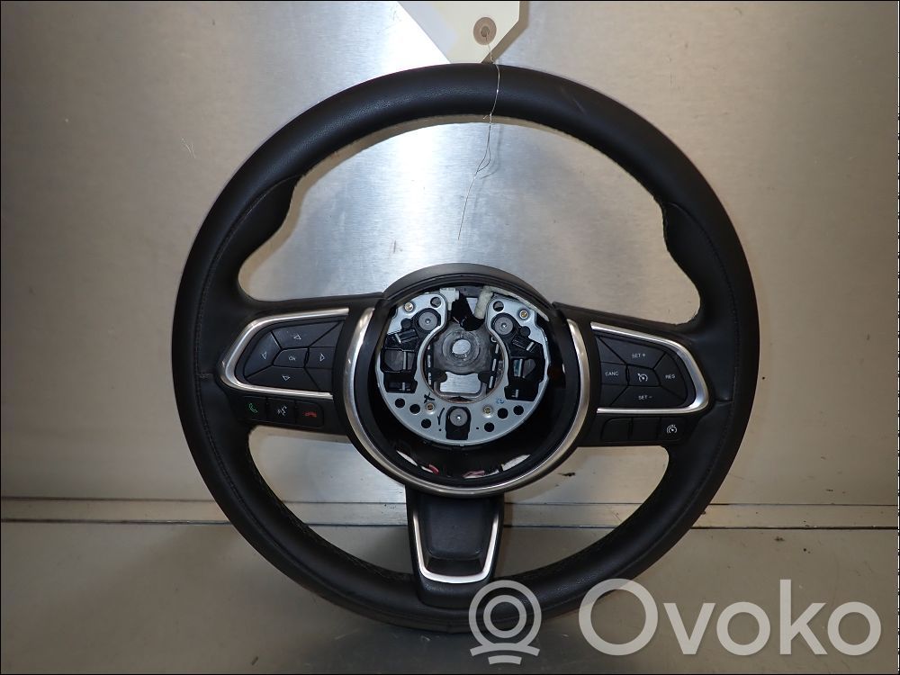 Fiat 500L Ohjauspyörä 