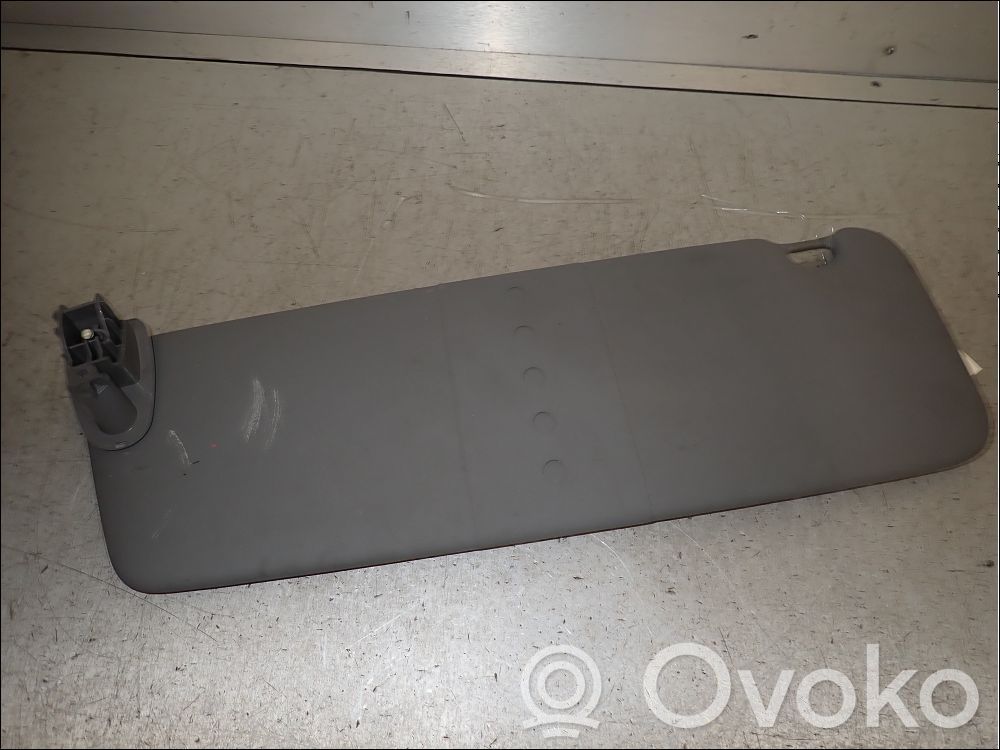 Sun visor