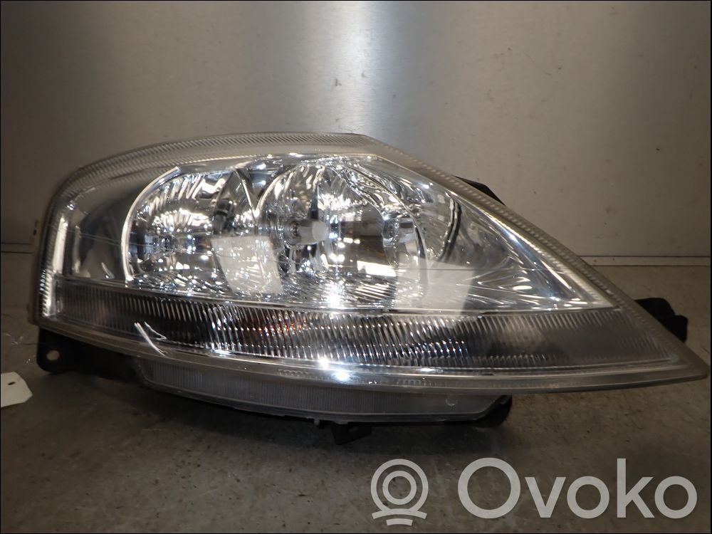 Headlight/headlamp   620685