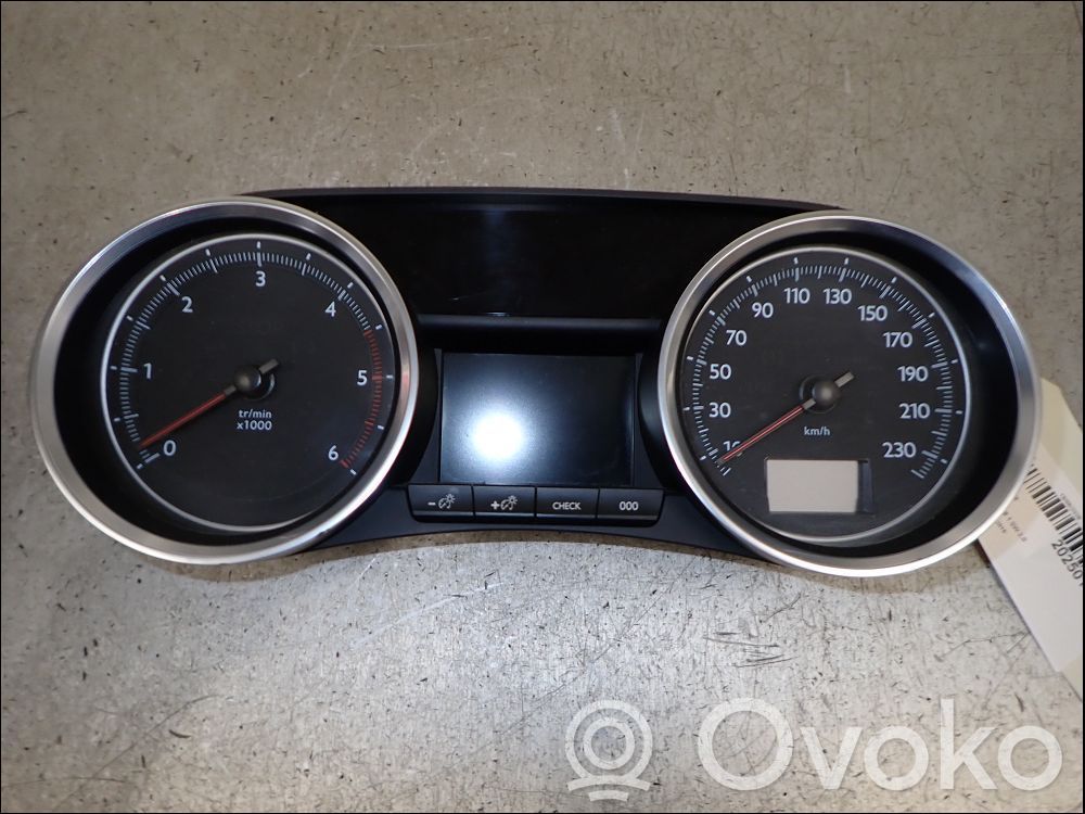 Peugeot 508 Compteur de vitesse tableau de bord 