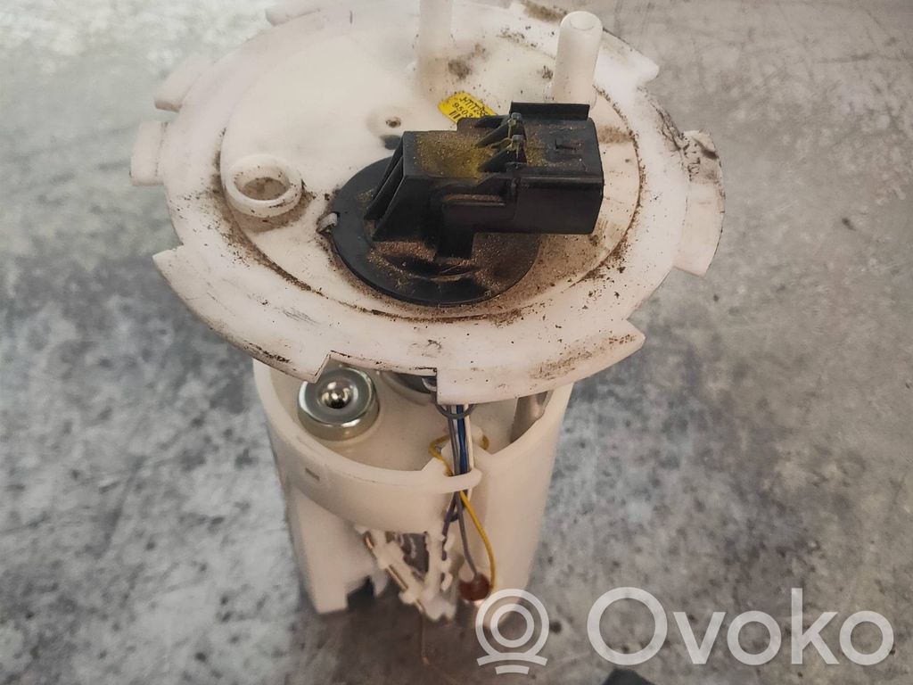 Bomba interna de combustible   95037379