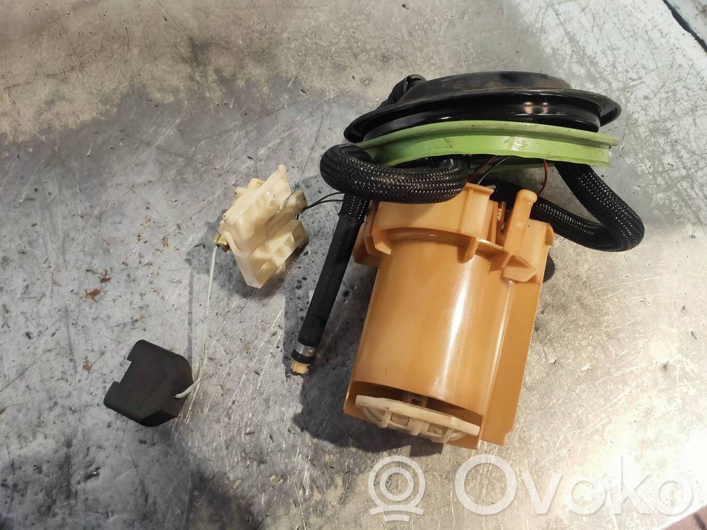 Opel Astra G Pompa paliwa w zbiorniku 