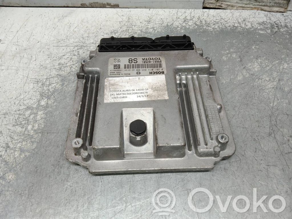 Toyota Auris 150 Engine control unit/module 