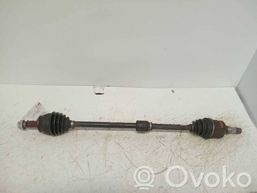 Opel Corsa D Etuvetoakseli 