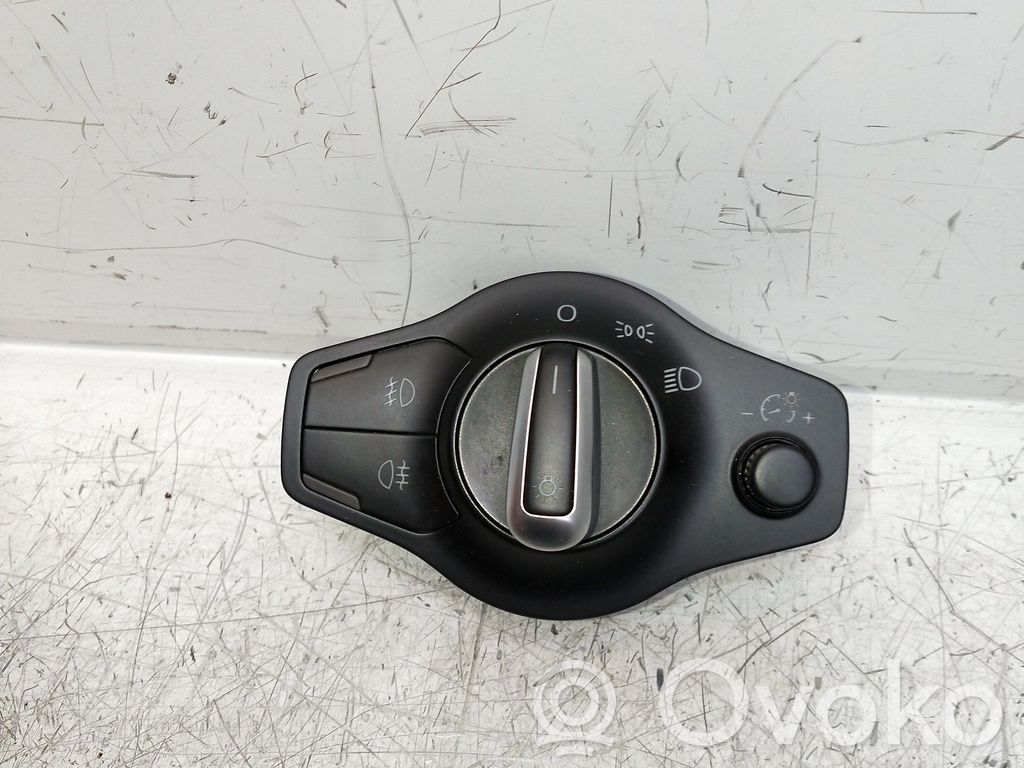 Panel lighting control switch   8K0941531AR