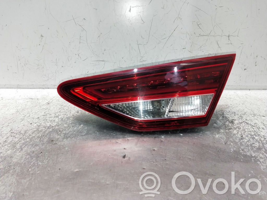 Seat Leon (5F) Takaluukun takavalot 