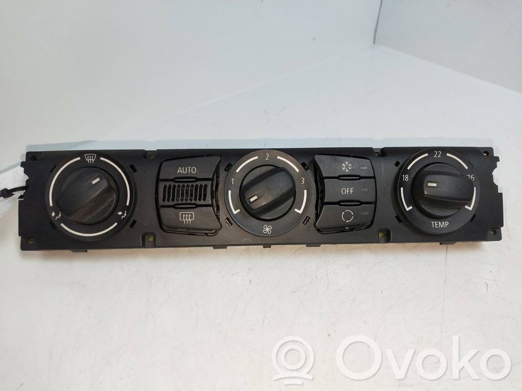 BMW 5 E39 Air conditioner control unit module 