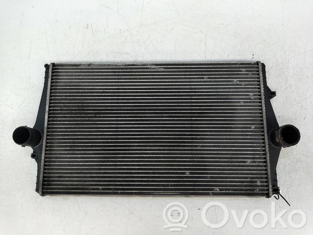 Interkūlerio radiatorius   8649471A