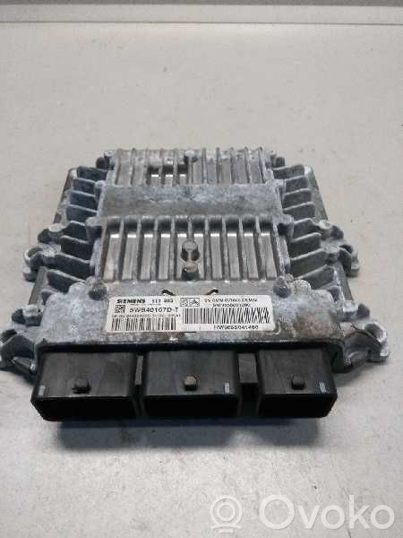 Peugeot 407 Engine control unit/module 