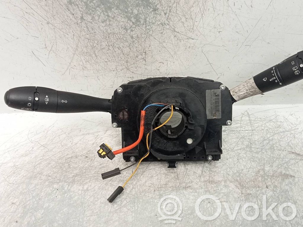 Interruptor de control del panel de luces   9657677XT
