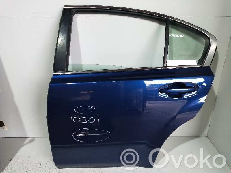 Subaru Legacy Puerta trasera 