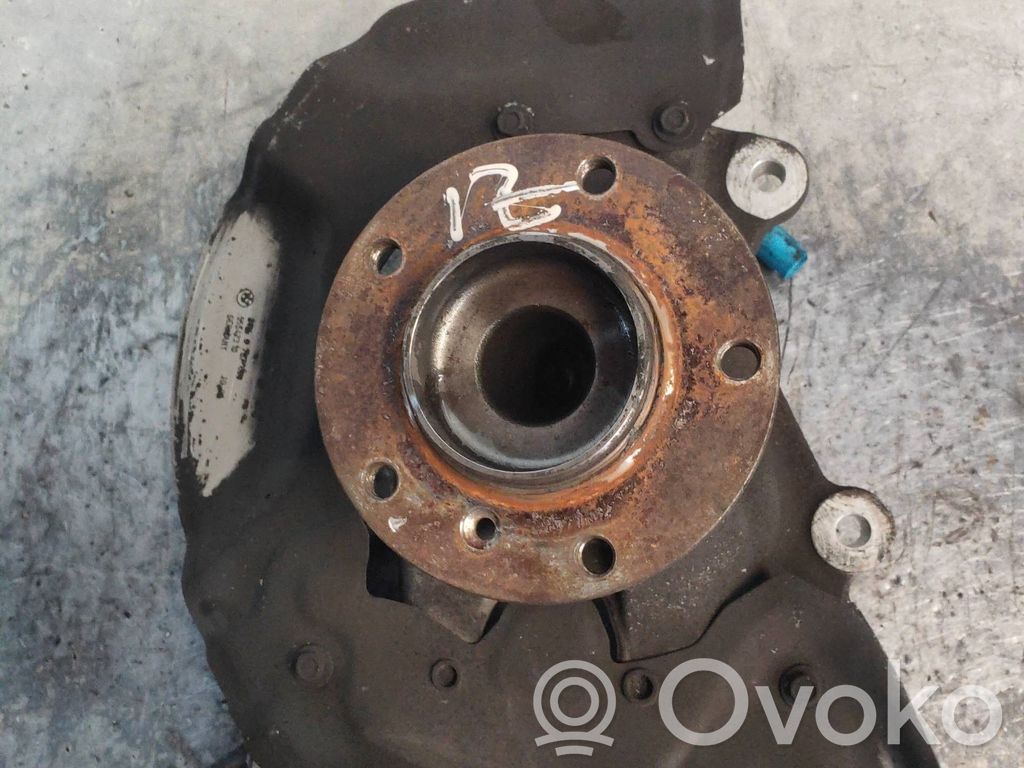 Front wheel hub spindle knuckle   6762017,31216762017