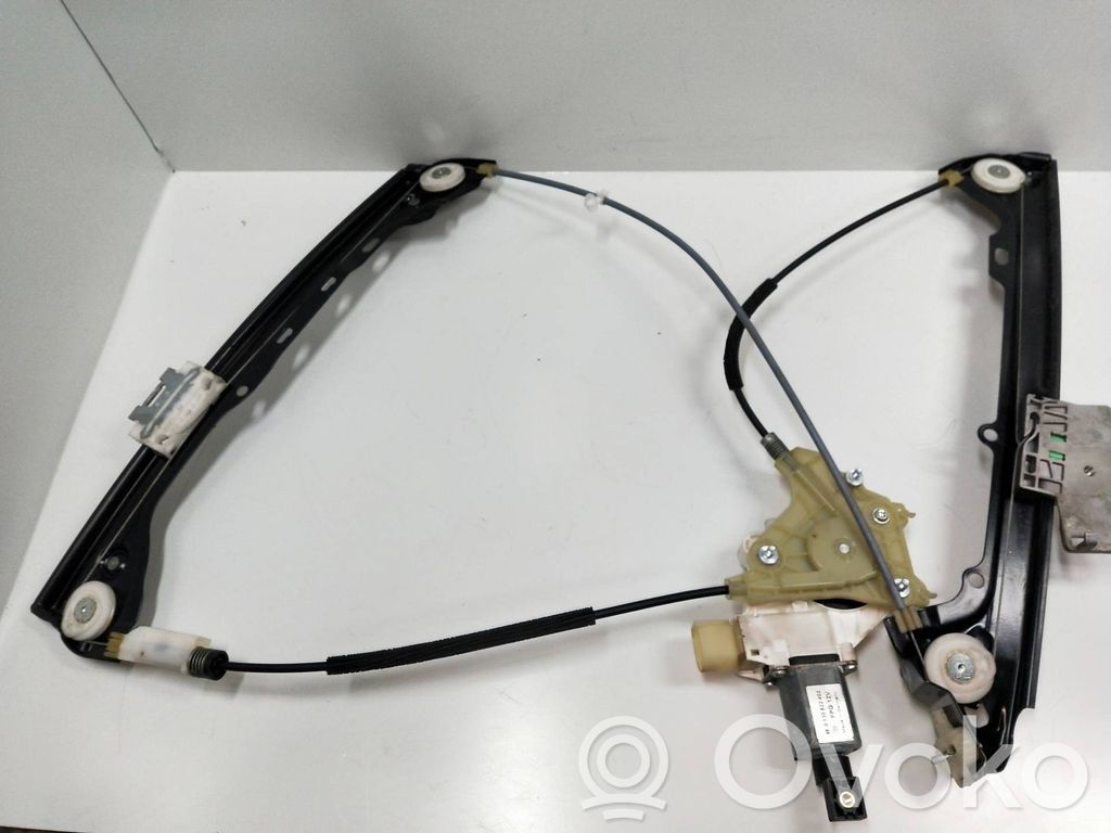 Front door manual window regulator   013082242