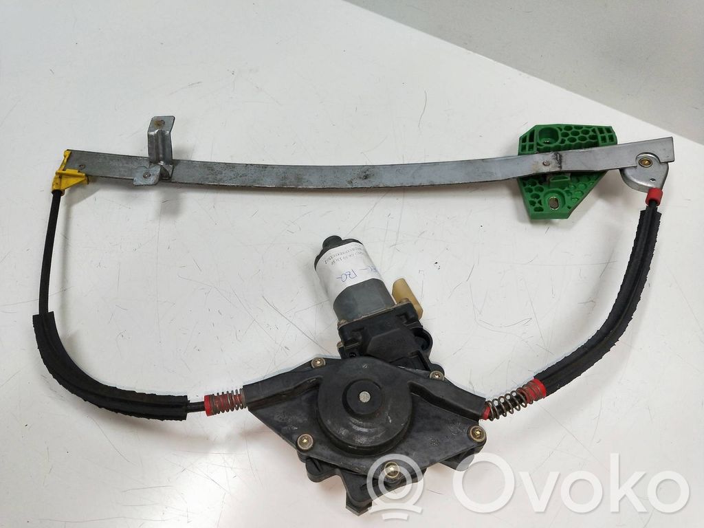 Front door manual window regulator   3P