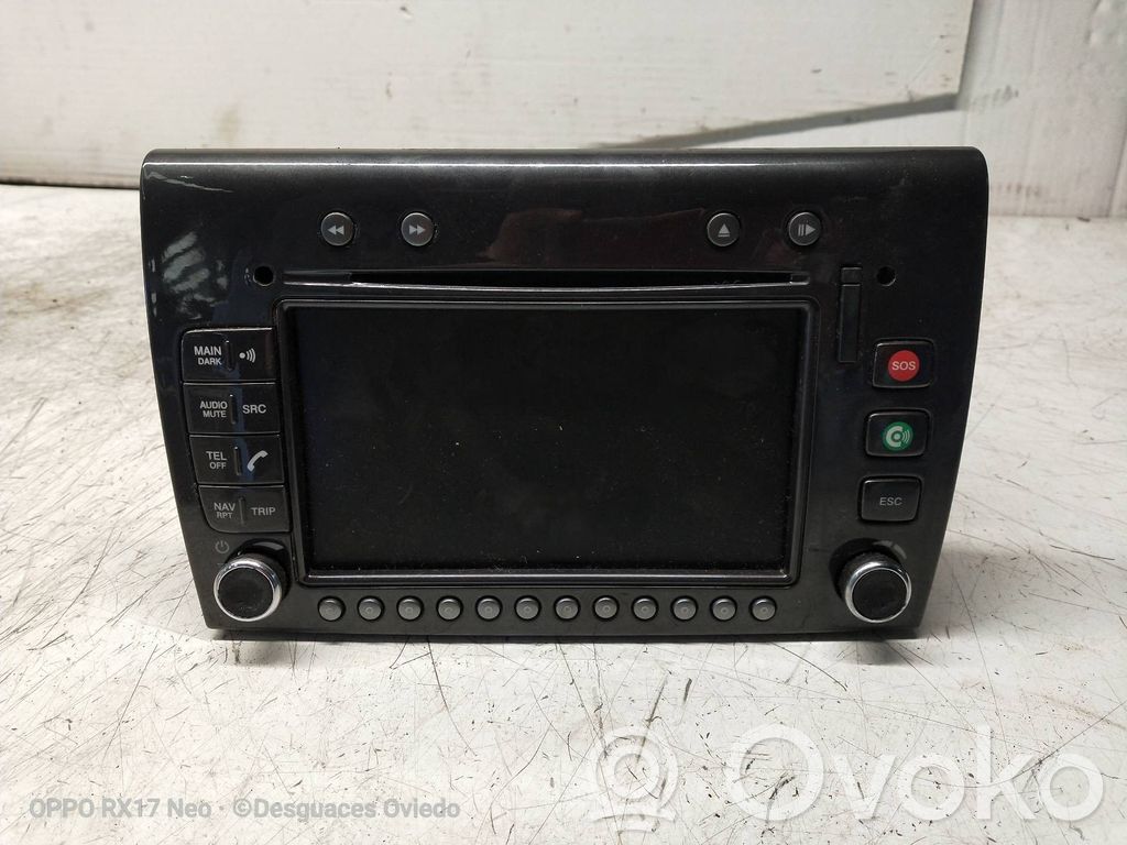 Fiat Bravo Panel / Radioodtwarzacz CD/DVD/GPS 