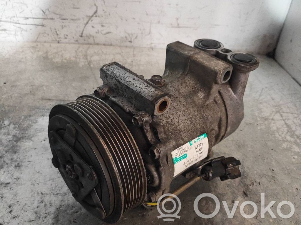 Air conditioning (A/C) compressor (pump)   SD6V121442F,2S6119D629