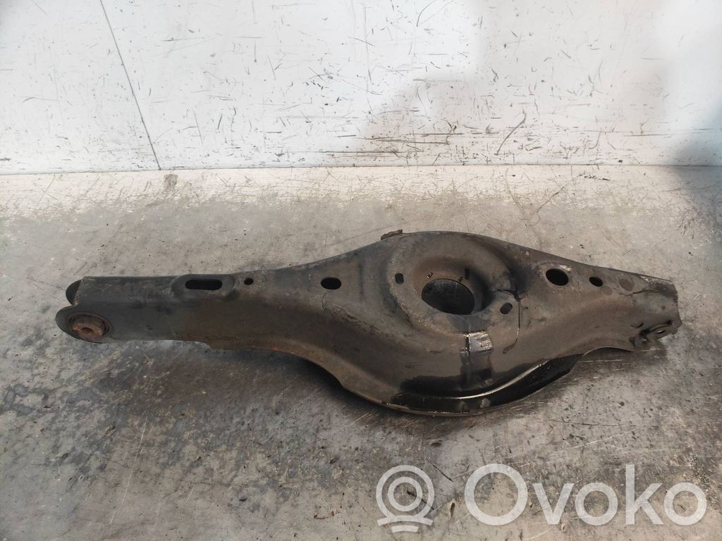 Rear control arm