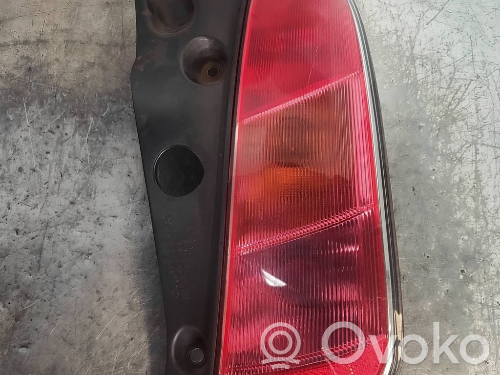 Rear/tail lights
